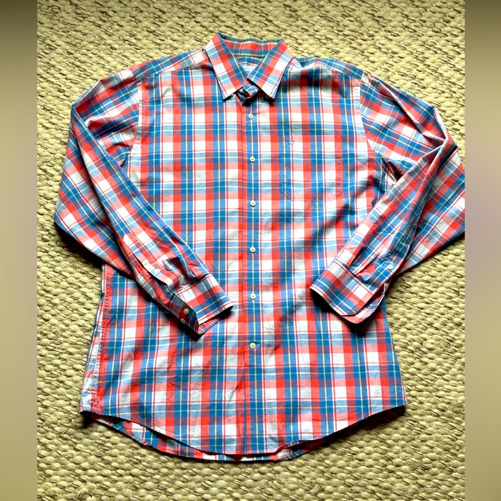 Southern Tide Great Condition button down, size M